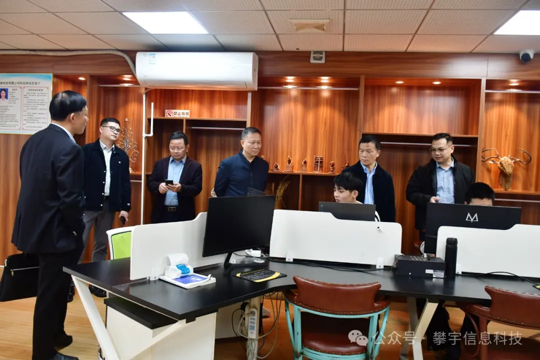 攀宇&宇拓|省、市职业教育专家组莅临我司参观指导(图29)