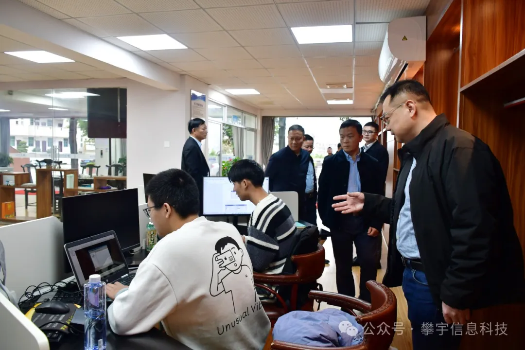 攀宇&宇拓|省、市职业教育专家组莅临我司参观指导(图32)