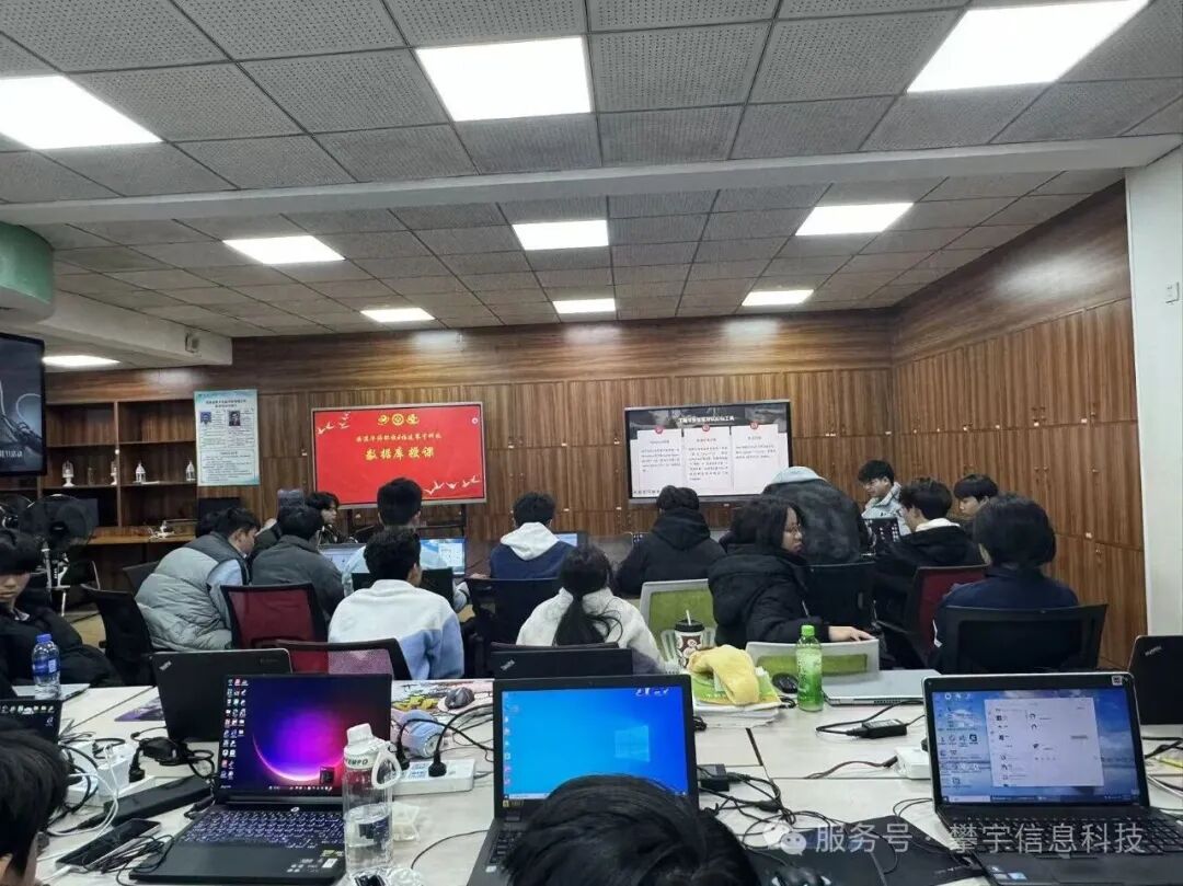 攀宇（宇拓）科技｜代码传递梦想，匠心点亮未来 ：福州总部技术工程师赋能安溪华侨职校实训班课堂纪实（二）(图24)