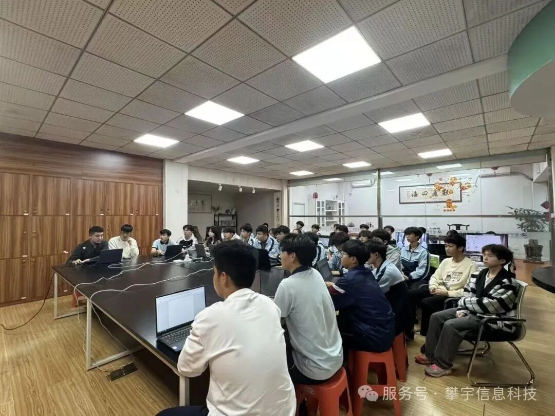 攀宇（宇拓）科技｜代码传递梦想，匠心点亮未来 ：福州总部技术工程师赋能安溪华侨职校实训班课堂纪实（二）(图26)