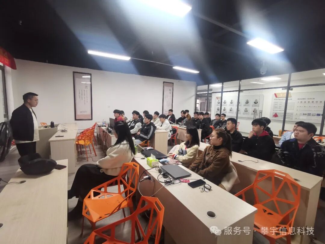 广纳贤才·职引未来｜福建攀宇(宇拓)科技走进福州传一卓越培训机构开展招聘宣讲活动(图9)