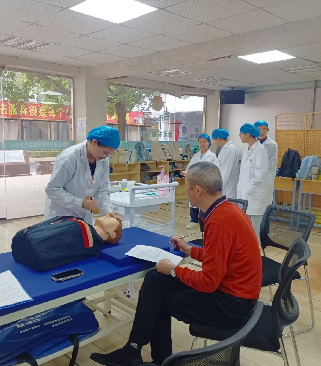 我司在人才培养基地成功举办安溪华侨职校2022级（医药卫生类）专业技能考试培训活动(图19)
