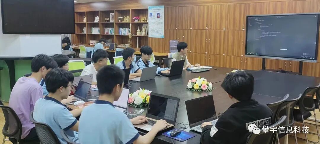 攀宇&宇拓|山西新产业技师学院孙建红院长一行莅临我司人才培养基地调研交流(图9) 攀宇&宇拓|山西新产业技师学院孙建红院长一行莅临我司人才培养基地调研交流(图9)