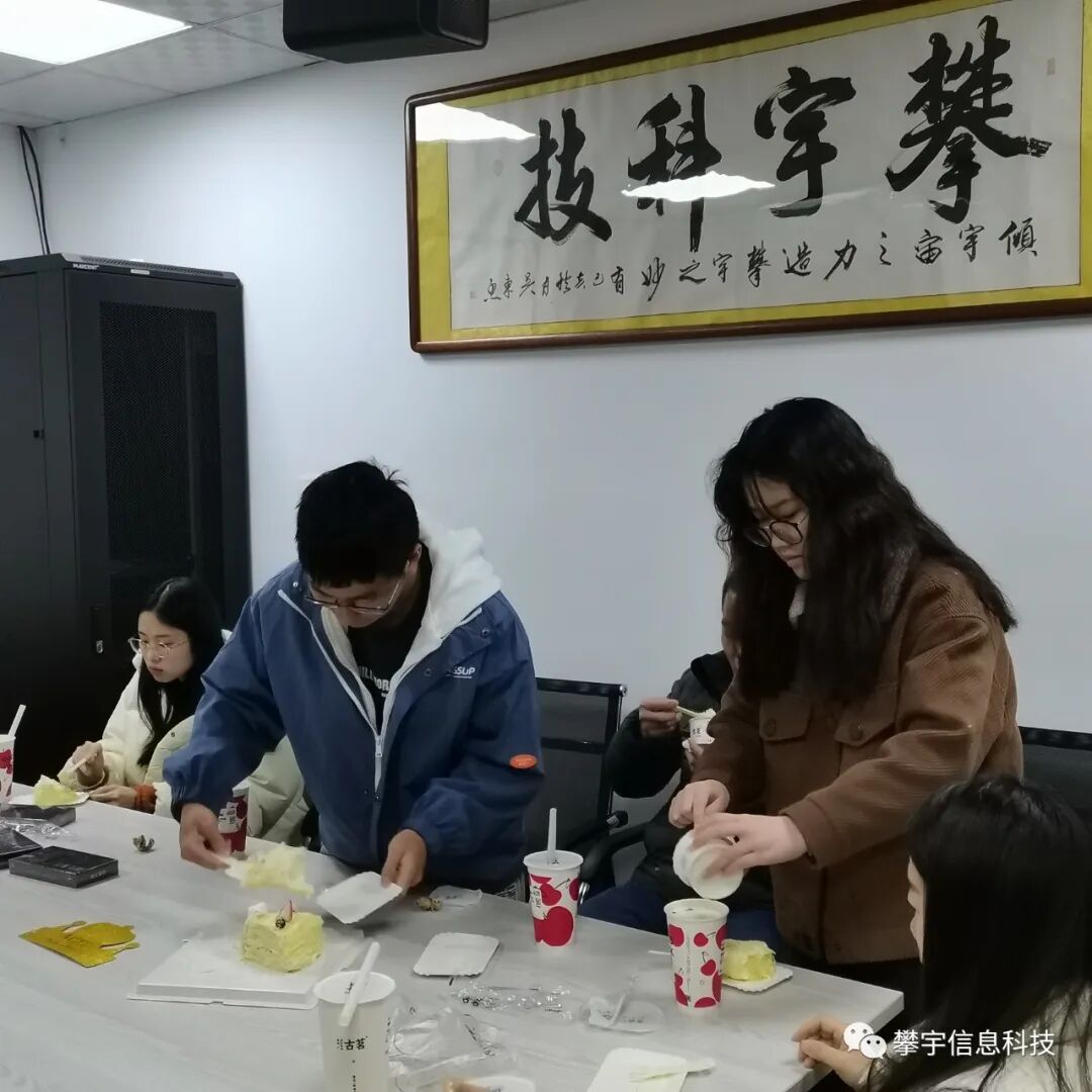 fb7b6fc63b6c0206d38ea709698ae960.jpg fb7b6fc63b6c0206d38ea709698ae960.jpg