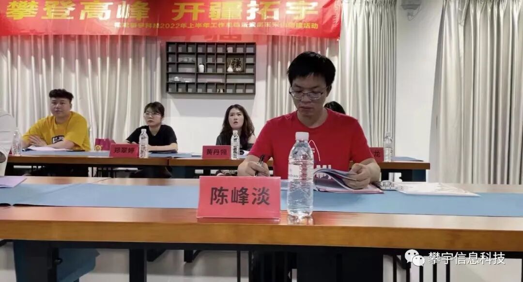 b132bfe8e3b2d8359e9f67d7ae1406c1.jpg